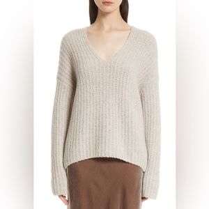 Vince cashmere sweater size S
